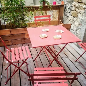 maison-de-village-meuble-avec-terrasse.hotels-rhonealpes.com/